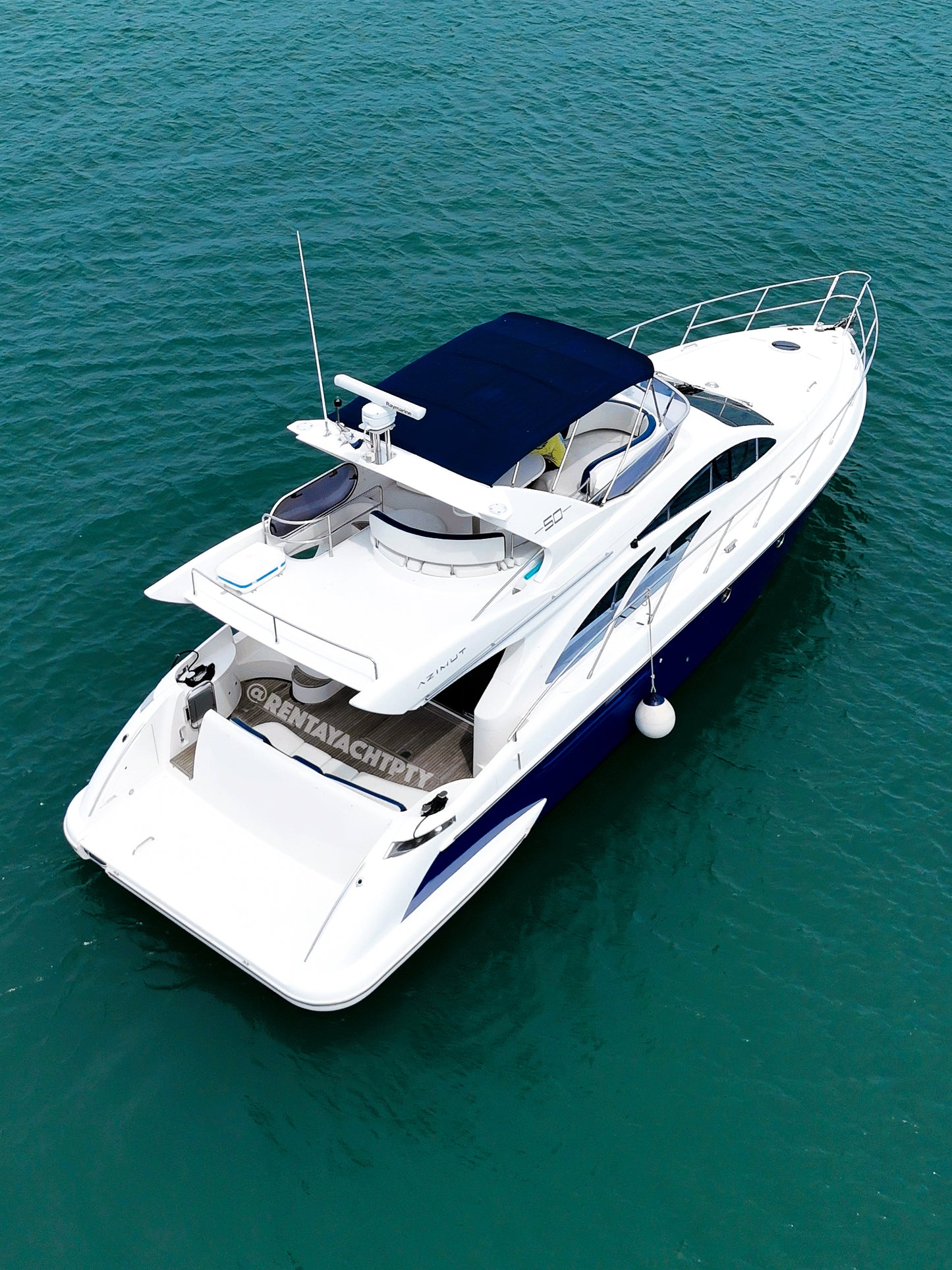 Yate 50' Azimut