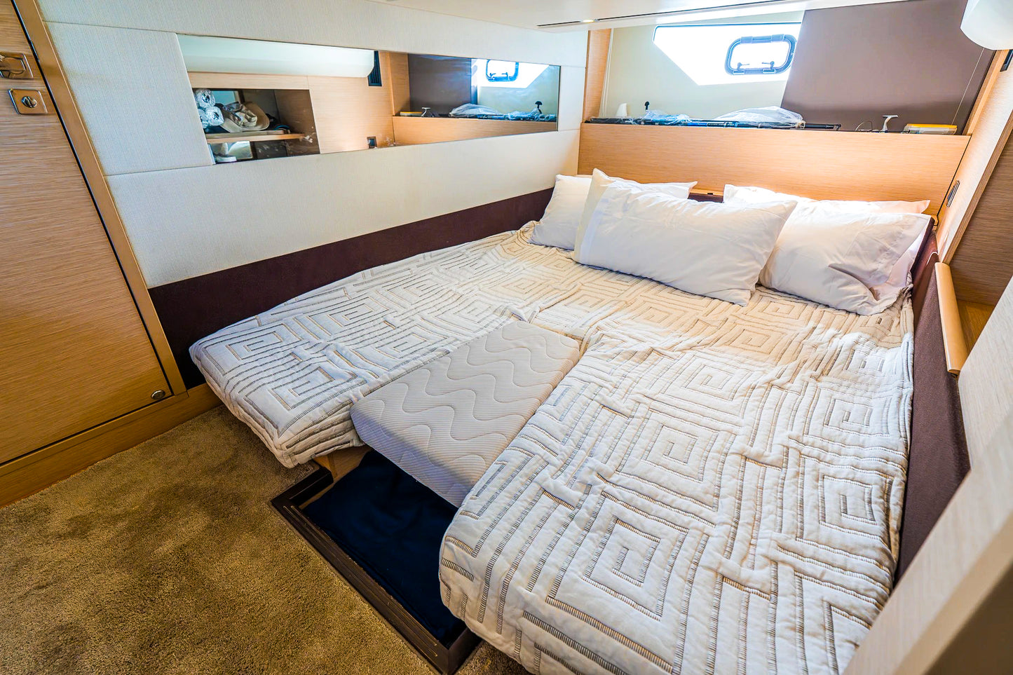 Yate 42' Prestige