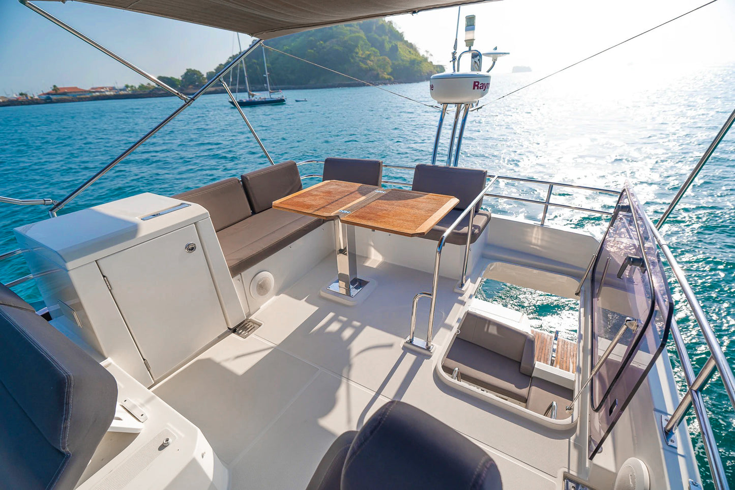Yate 42' Prestige