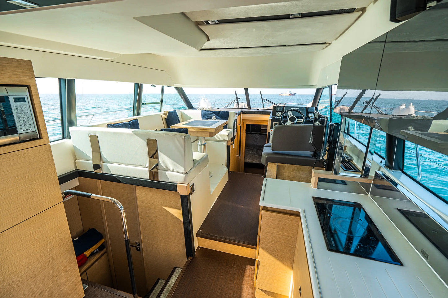 Yate 42' Prestige
