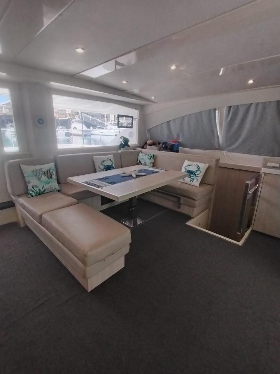 Catamarán 51'