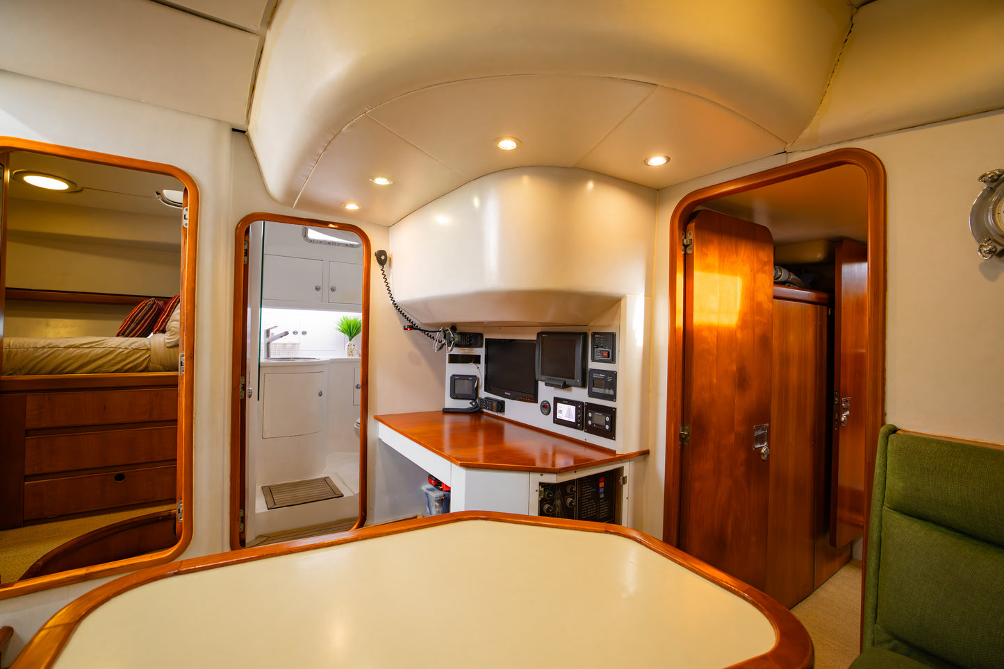 Velero de Lujo 80'