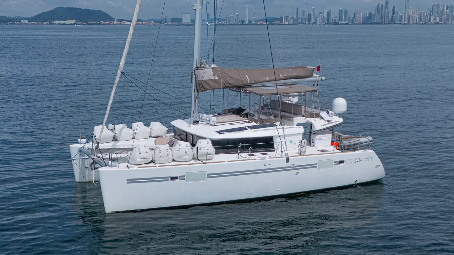 Catamarán 45'