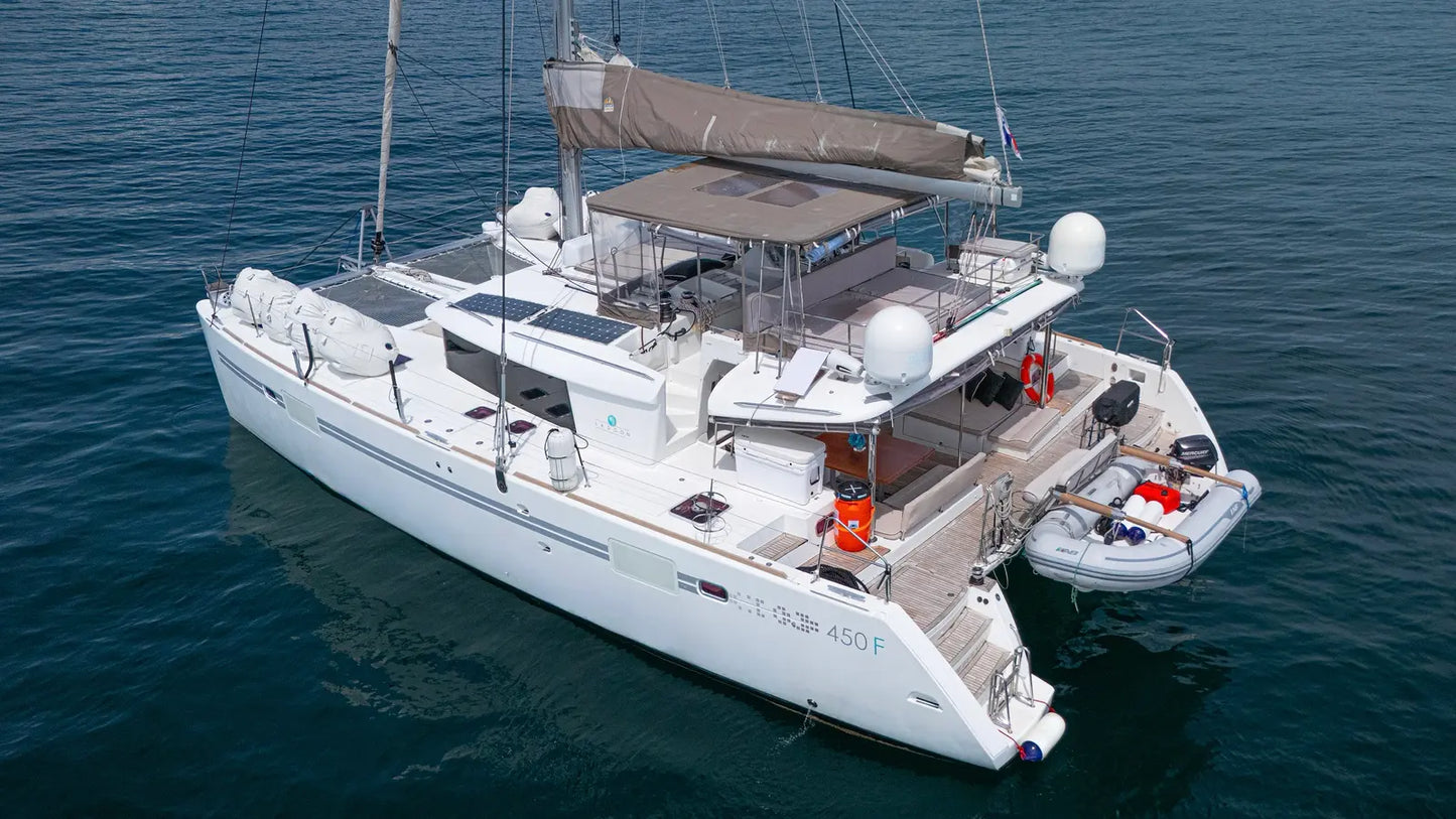 Catamarán 45'