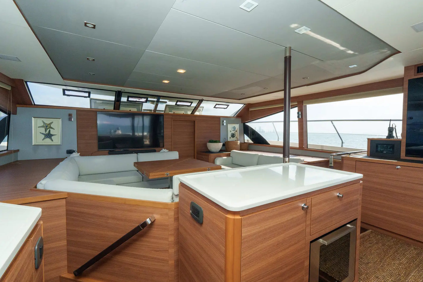Catamarán 54' Aquila