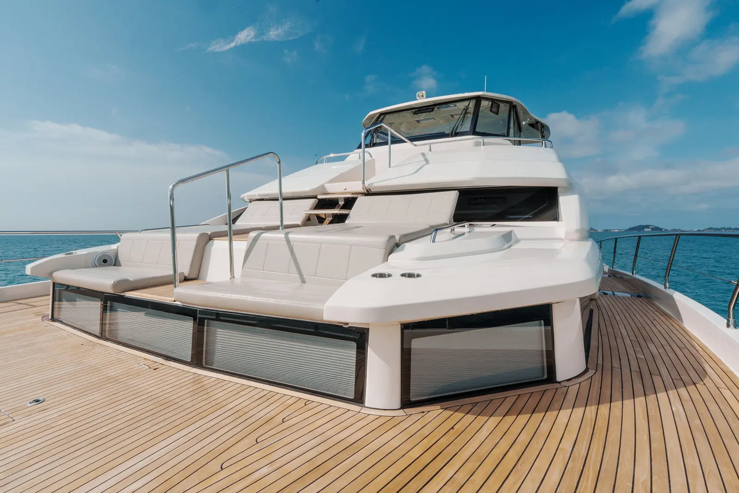 Catamarán 54' Aquila