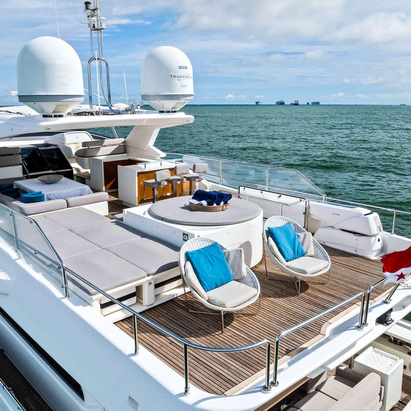 Yate de Lujo 100' Ferretti
