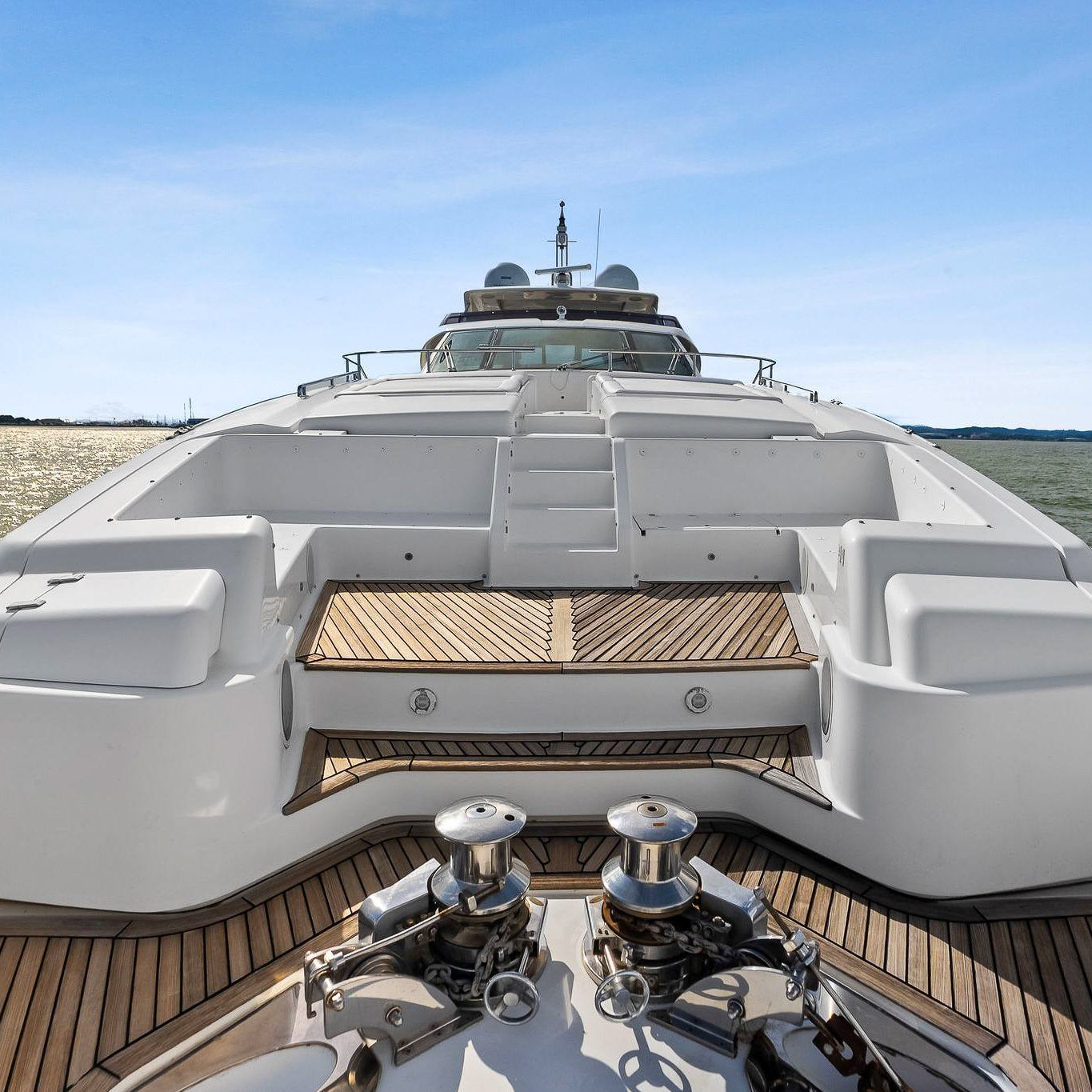 Yate de Lujo 100' Ferretti