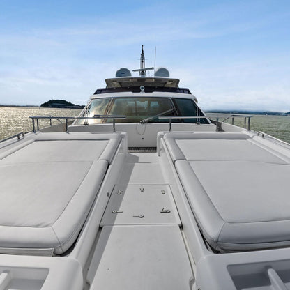 Yate de Lujo 100' Ferretti