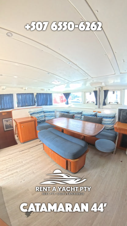 Catamarán 44'