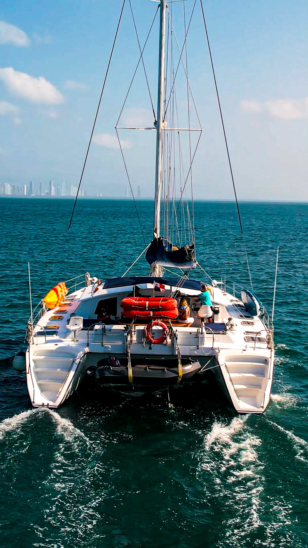 Catamaran 56' 