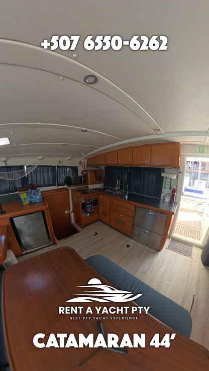 Catamarán 44'