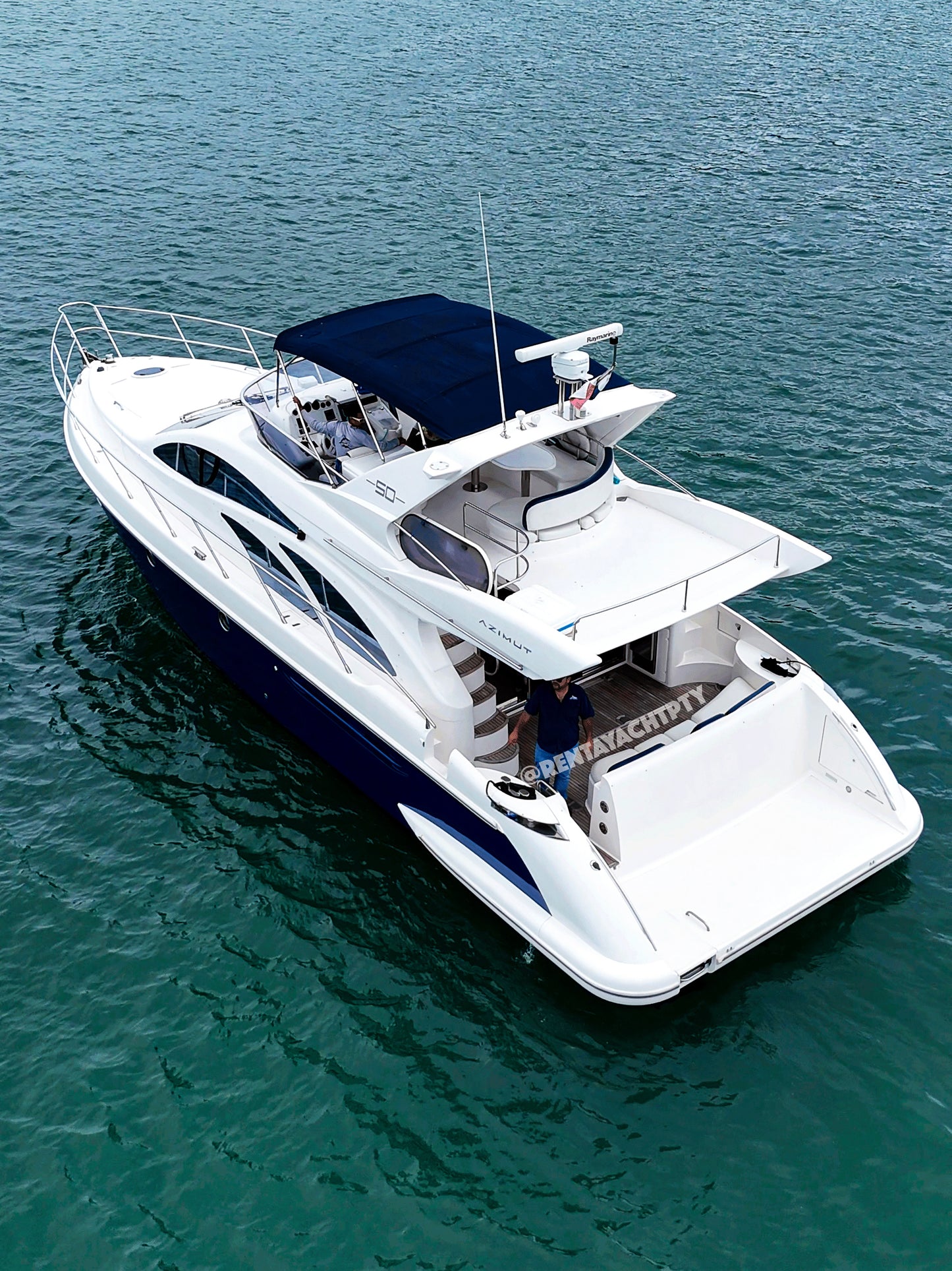 Yate 50' Azimut
