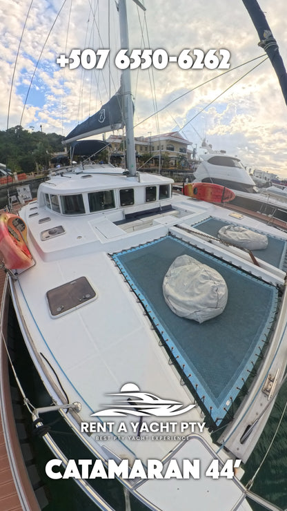 Catamarán 44'