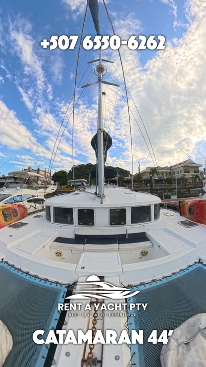 Catamarán 44'