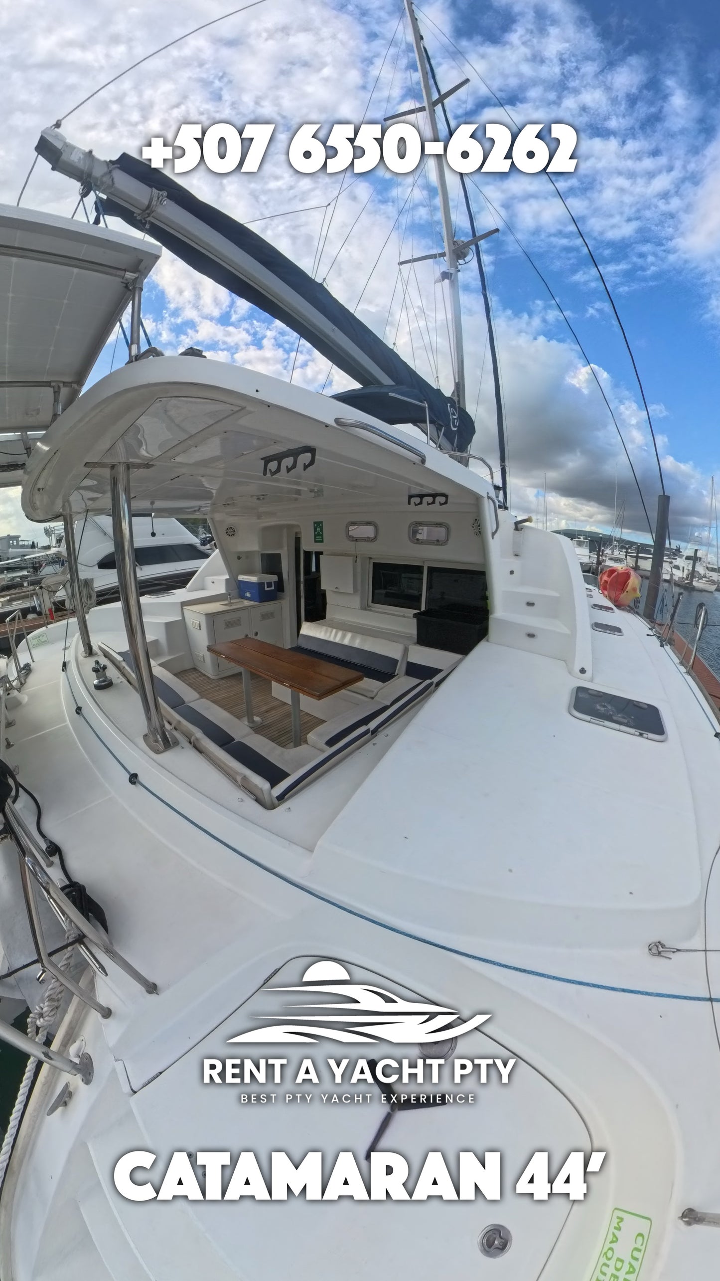 Catamarán 44'