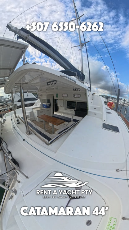 Catamarán 44'