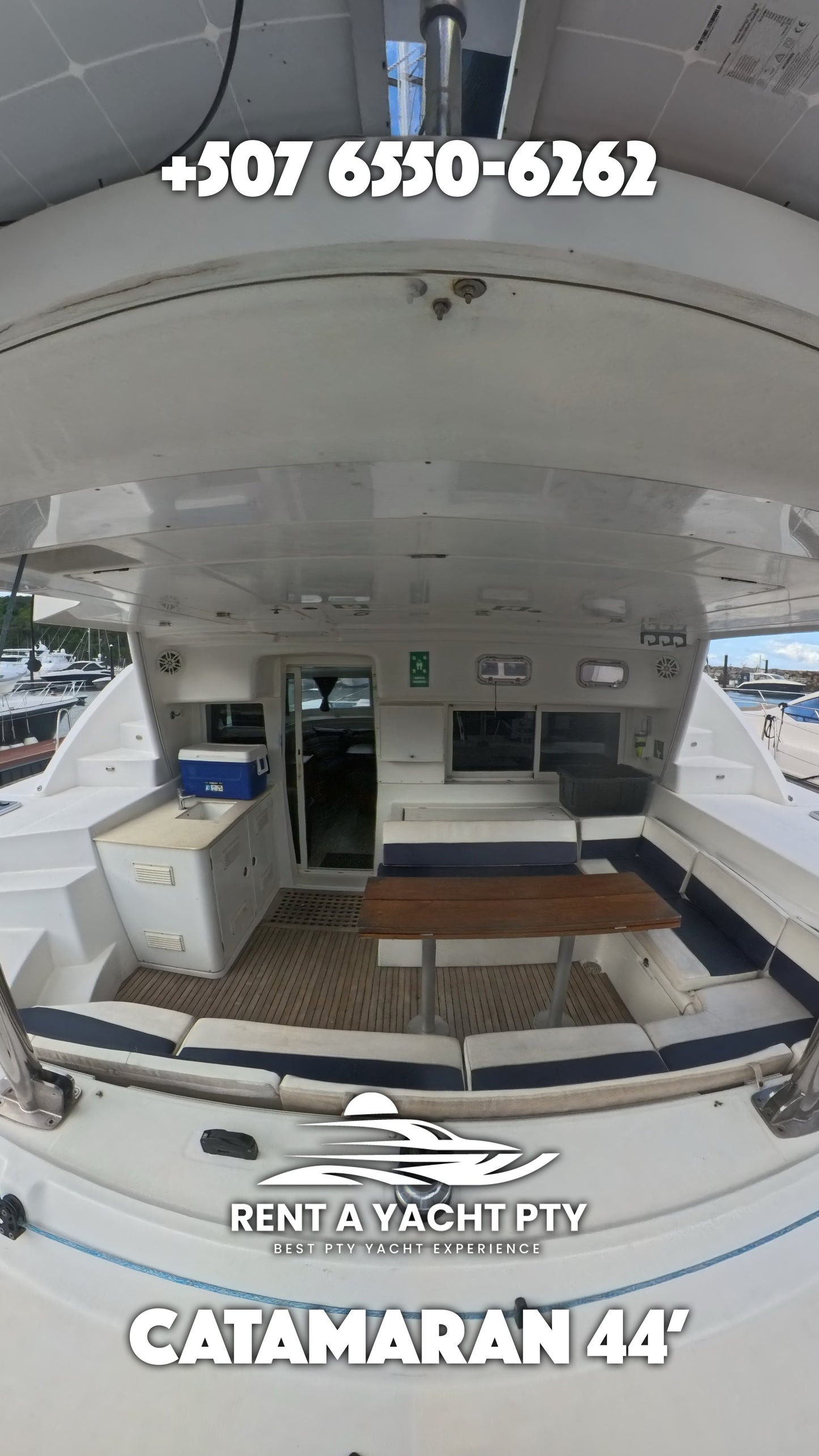 Catamarán 44'