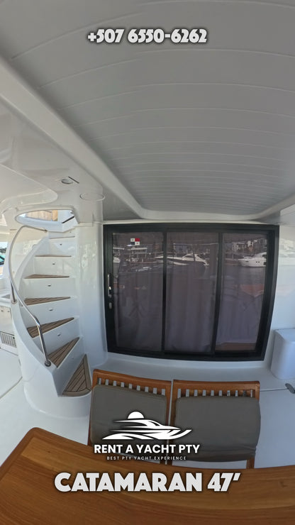 Catamarán 47'