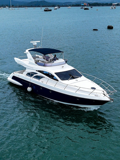 Yate 50' Azimut