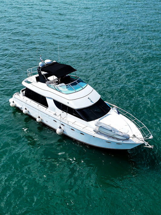 Carver 54' Yacht