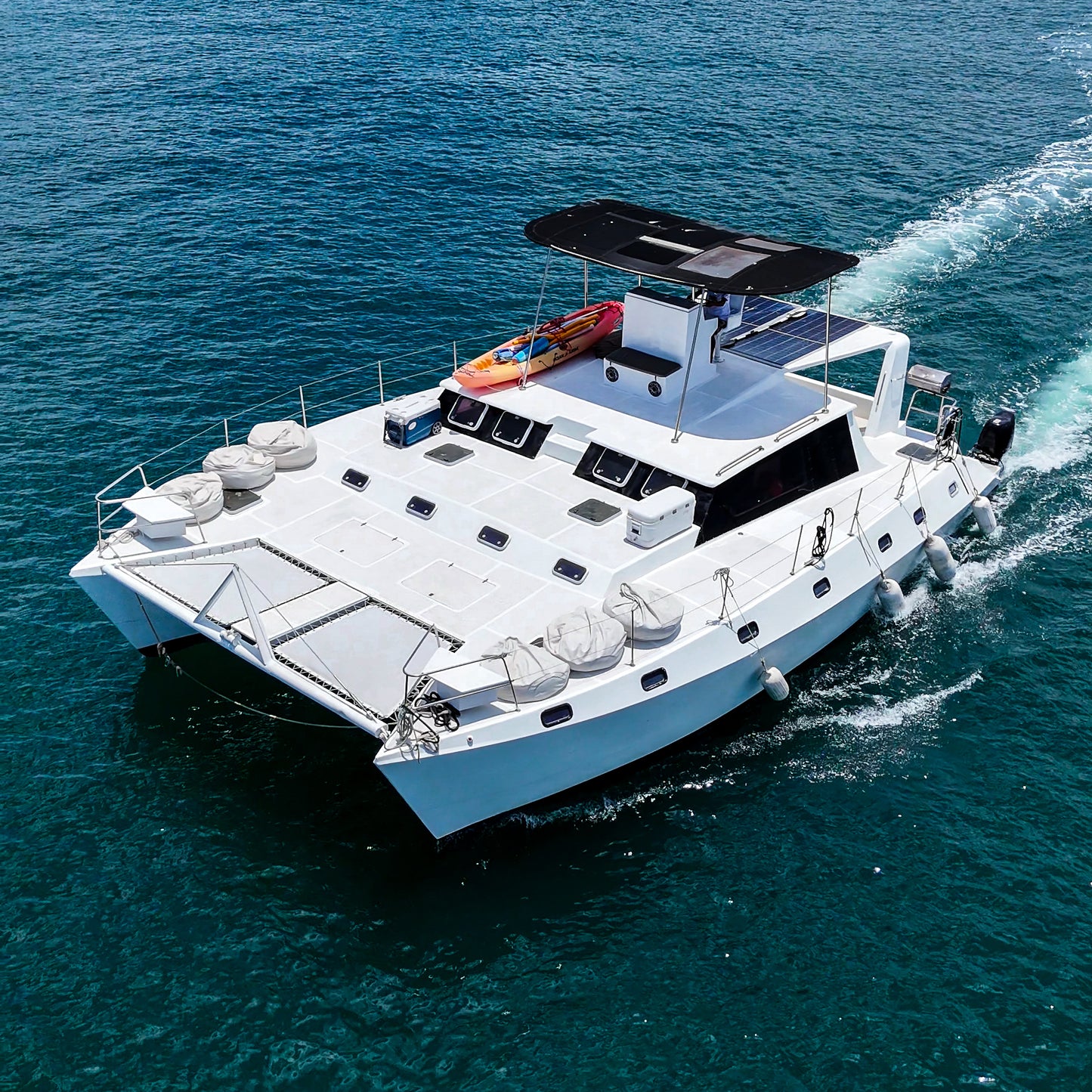 Catamarán 48'