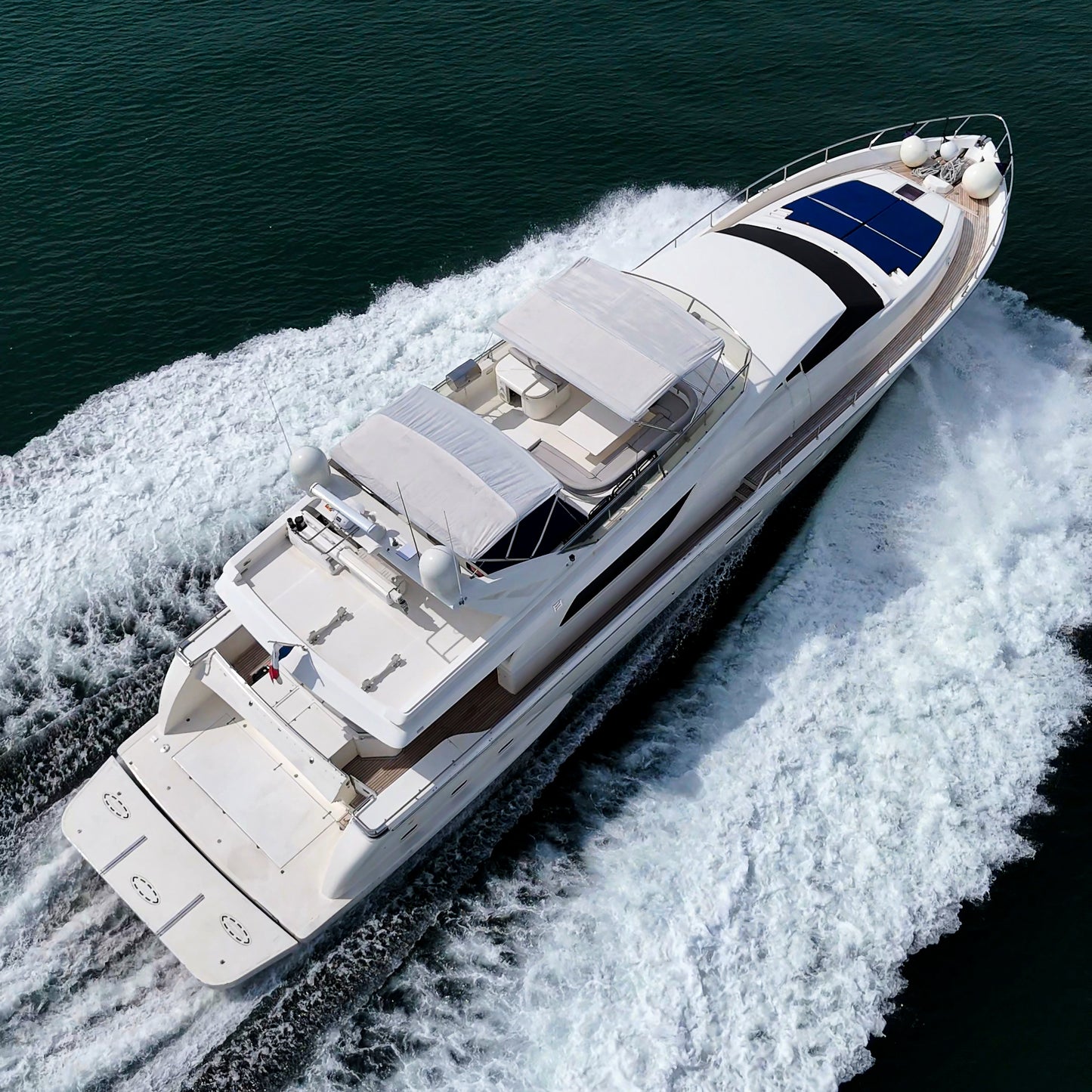 Yate 80' Ferretti