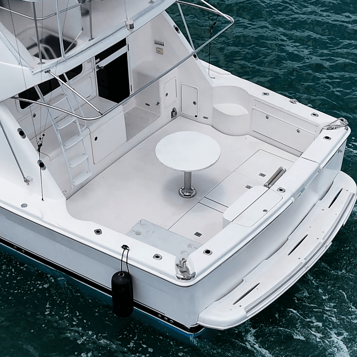 Yate 47' Riviera