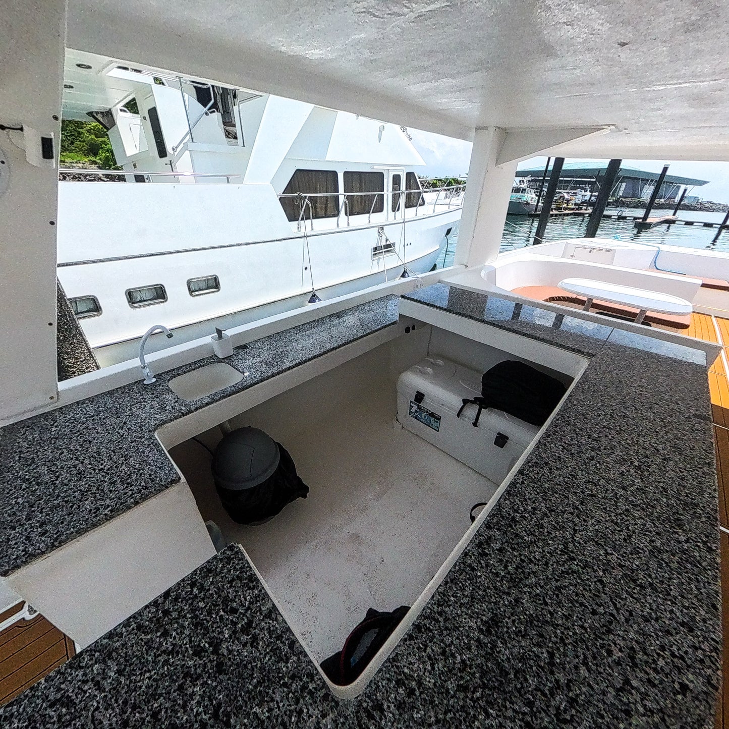 Catamarán 45' Atomic