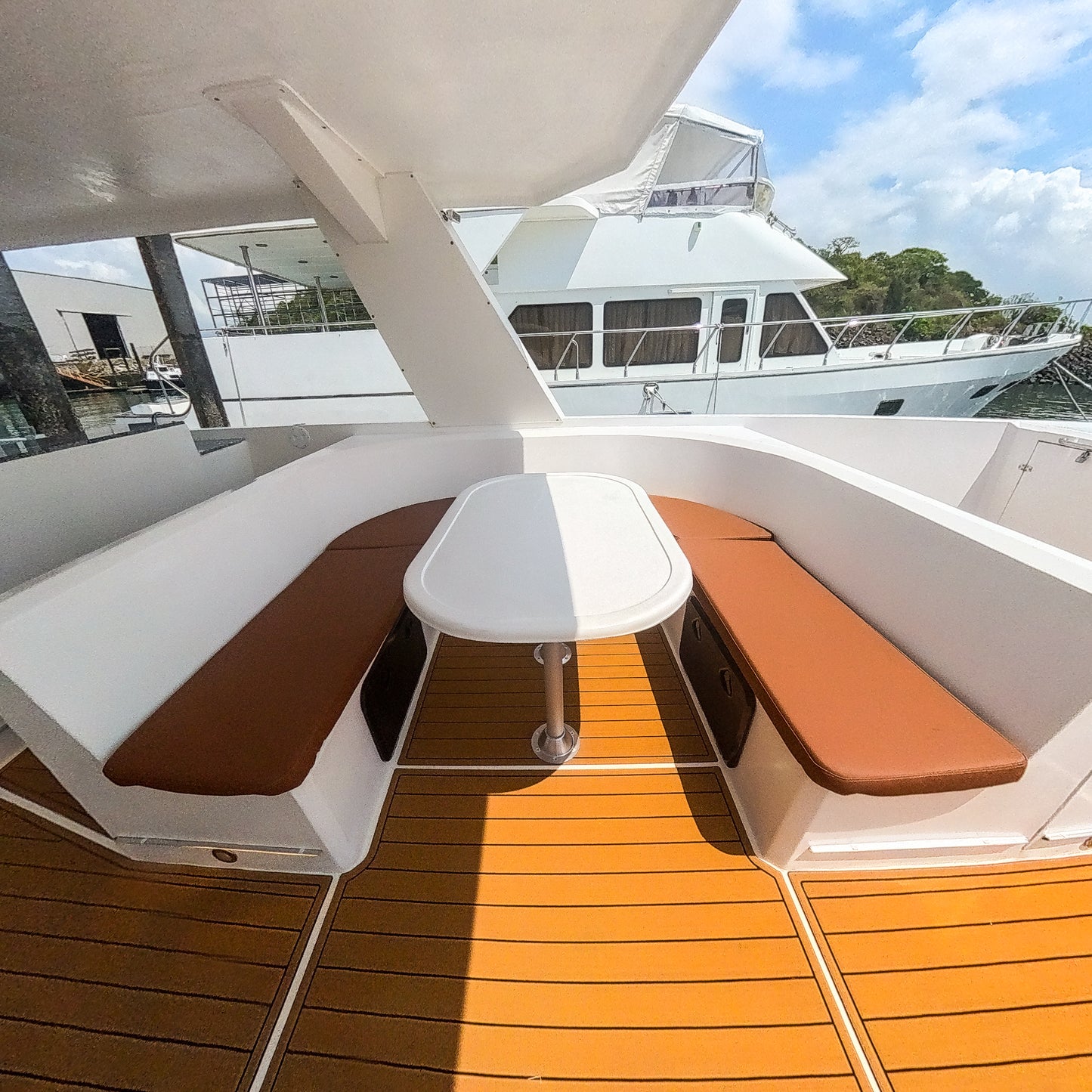Catamarán 45' Atomic