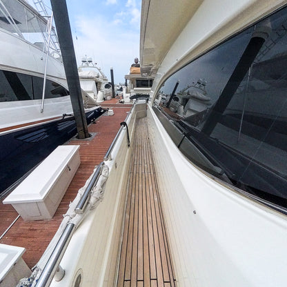 Yate 80' Ferretti
