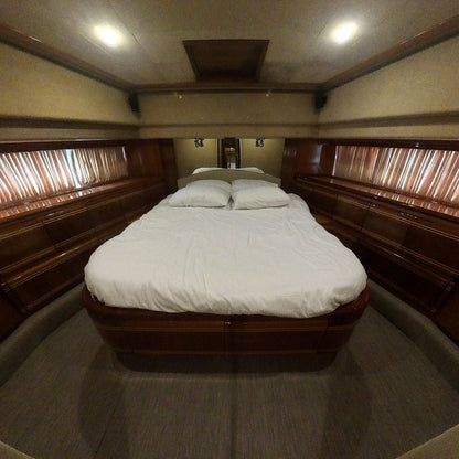 Yate 80' Ferretti