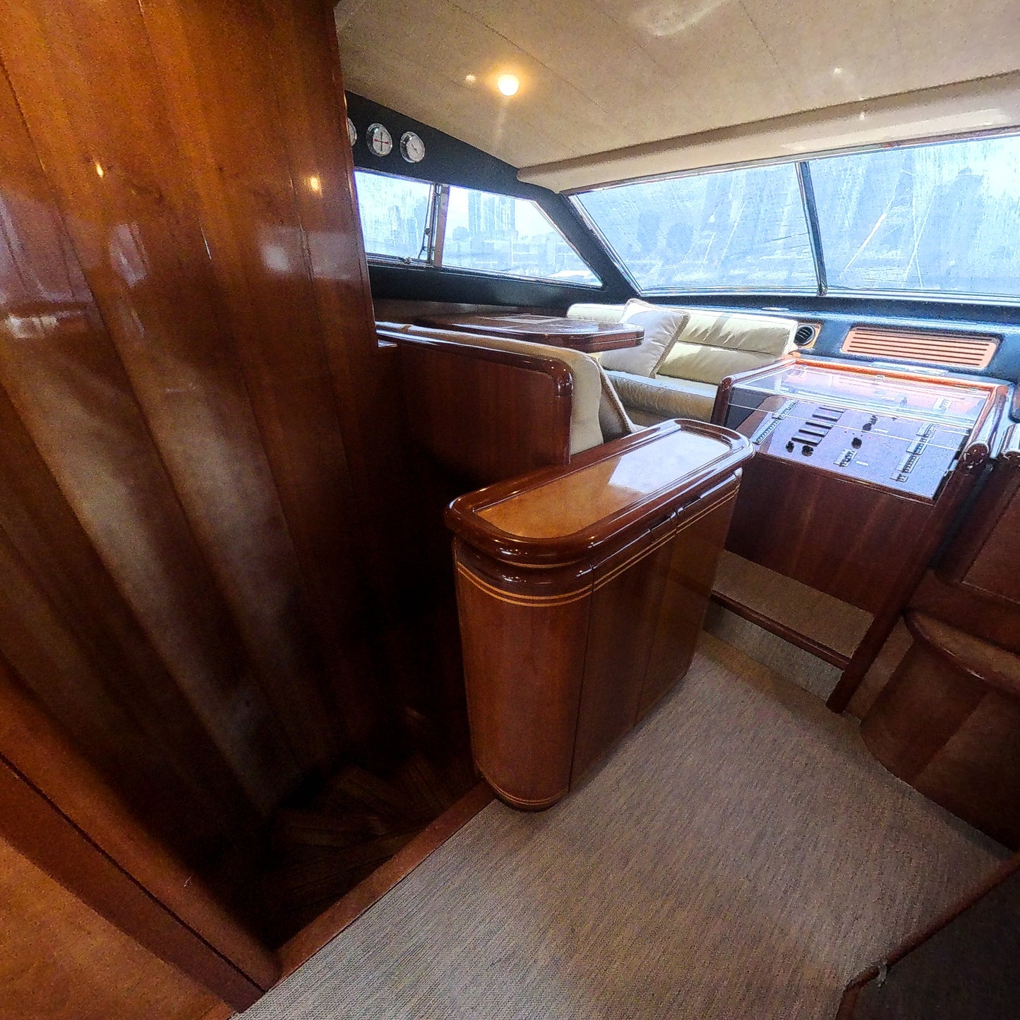 Yate 80' Ferretti