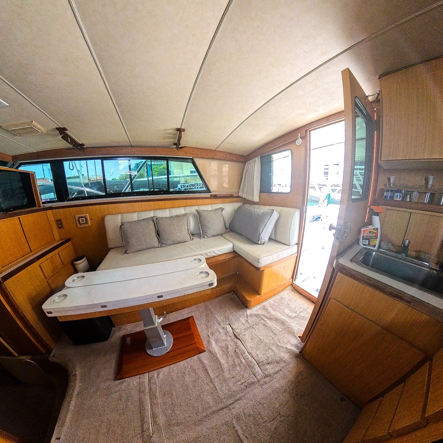 Yate 35' Bertram