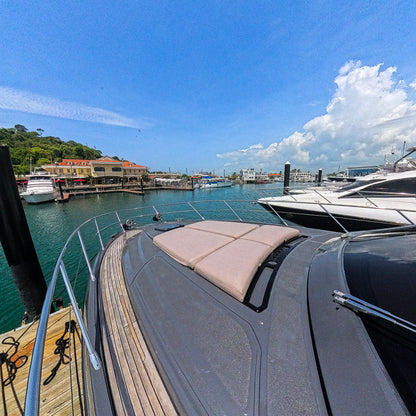 Yate 52' Azimut