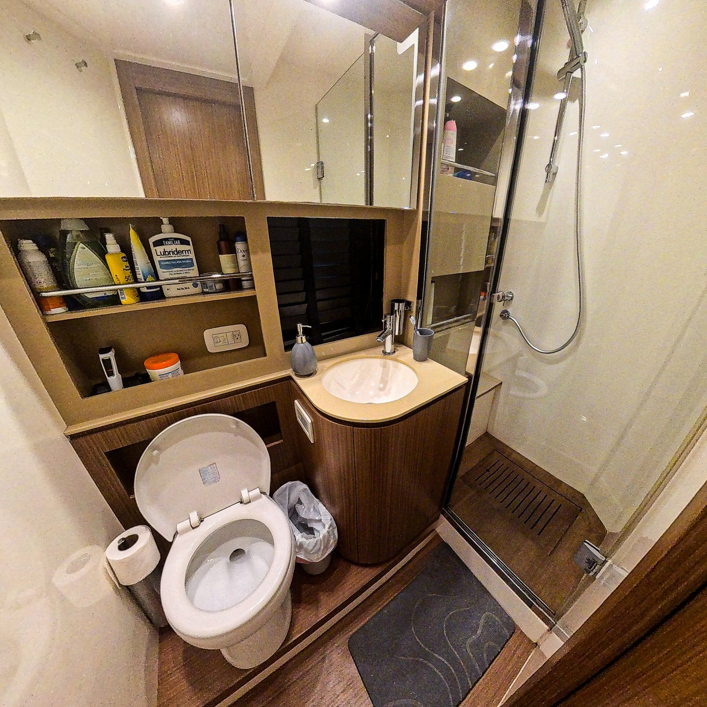 Yate 52' Azimut