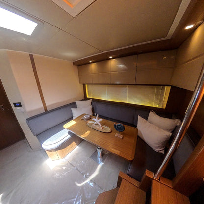 Yate 52' Azimut