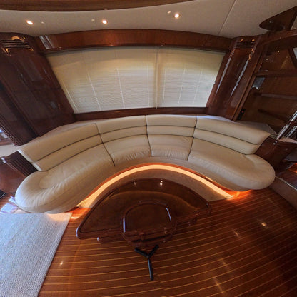 Yate 70' Azimut
