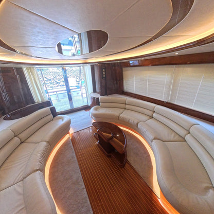 Yate 70' Azimut