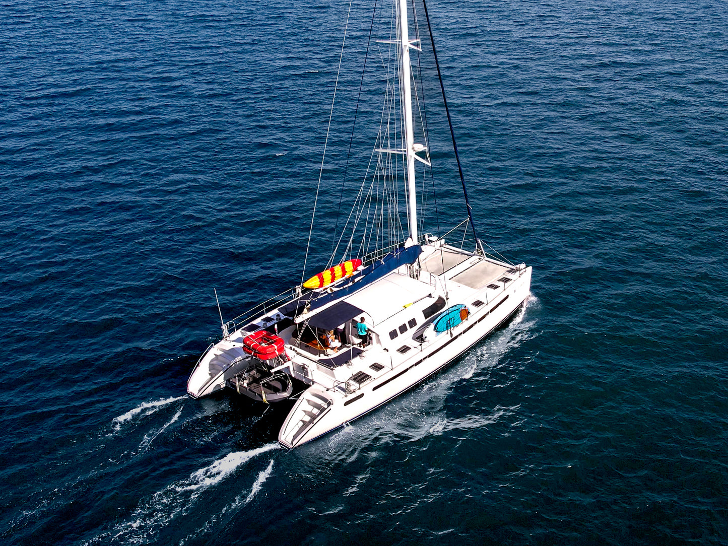 Catamarán 56'