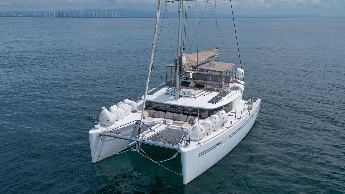 Catamarán 45'
