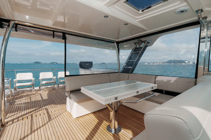 Catamarán 54' Aquila