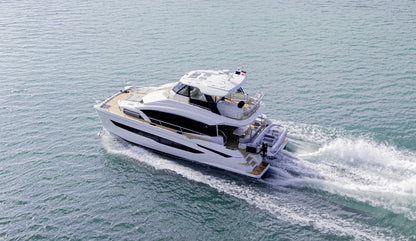 Catamarán 54' Aquila