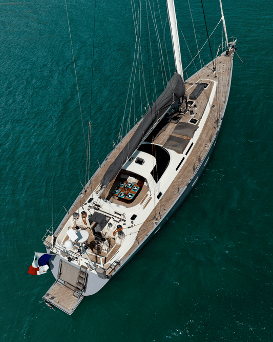 Velero de Lujo 80'