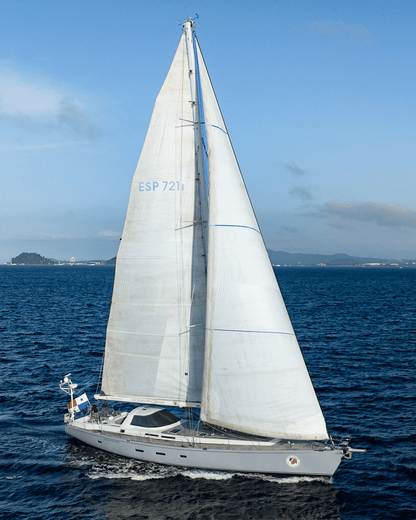 Velero de Lujo 80'
