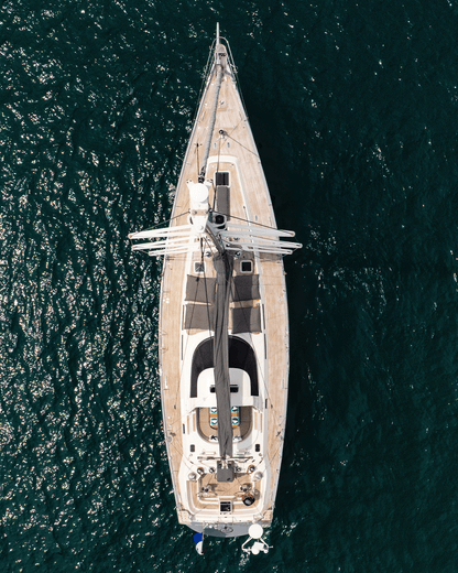 Velero de Lujo 80'